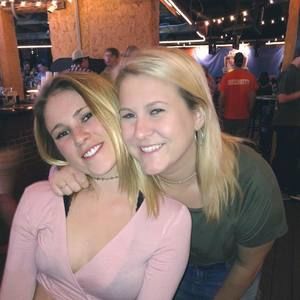 Meet your Posher, Lindsey